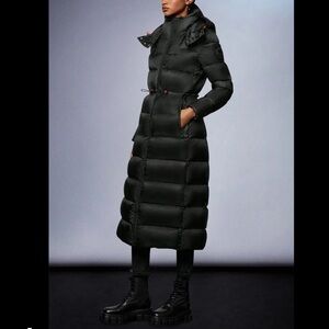Moose Knuckles Belle Cote Parka Long Down Jacket Sz S Black Luxury Winter Coat